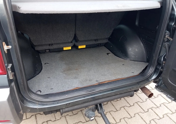 Toyota RAV4 cena 21900 przebieg: 202800, rok produkcji 2004 z Jutrosin małe 106